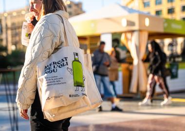 Arrenca el primer Mercat de l’oli nou a Barcelona, la gran festa de l’oli d’oliva primerenc